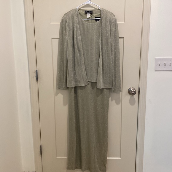 Alex Evenings dress - Picture 2 of 6